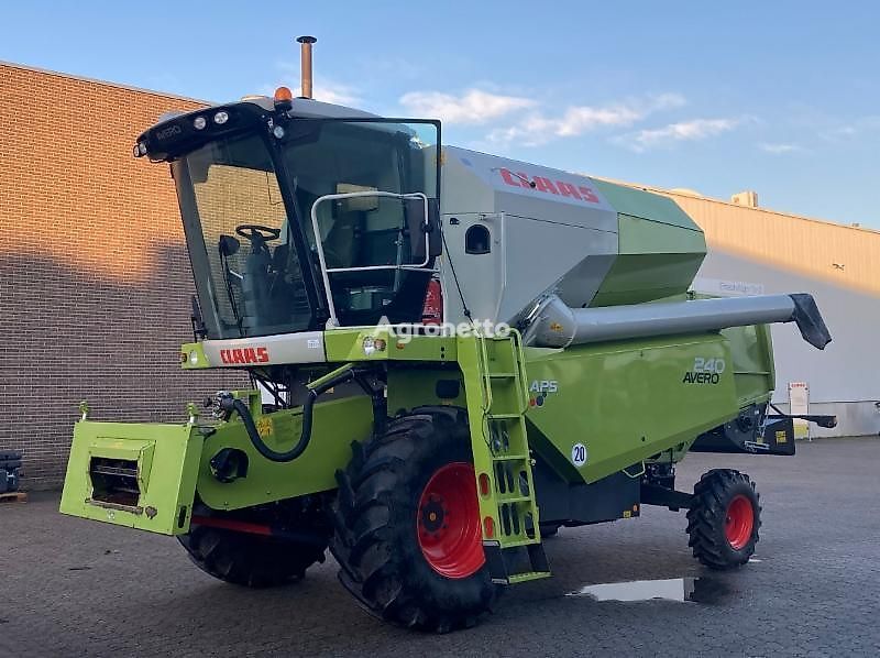 Claas AVERO 240 cosechadora de cereales