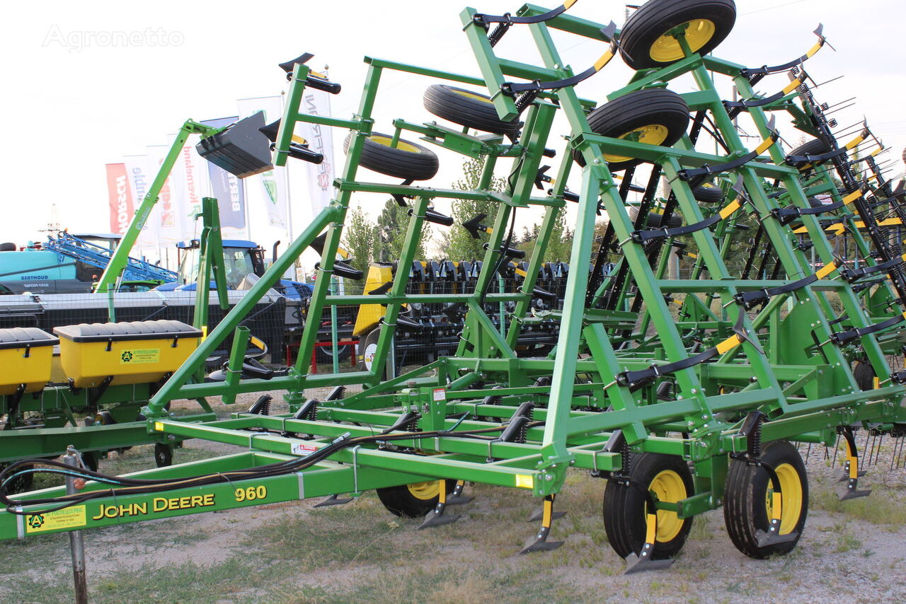 John Deere 960 cultivador