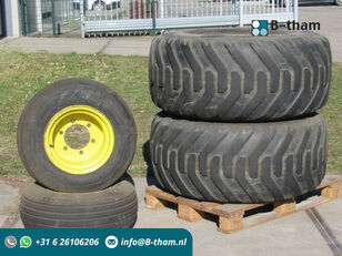 John Deere 5515V NOKIAN 550/60R22.5 + Voor Banden + Velg neumático para tractor