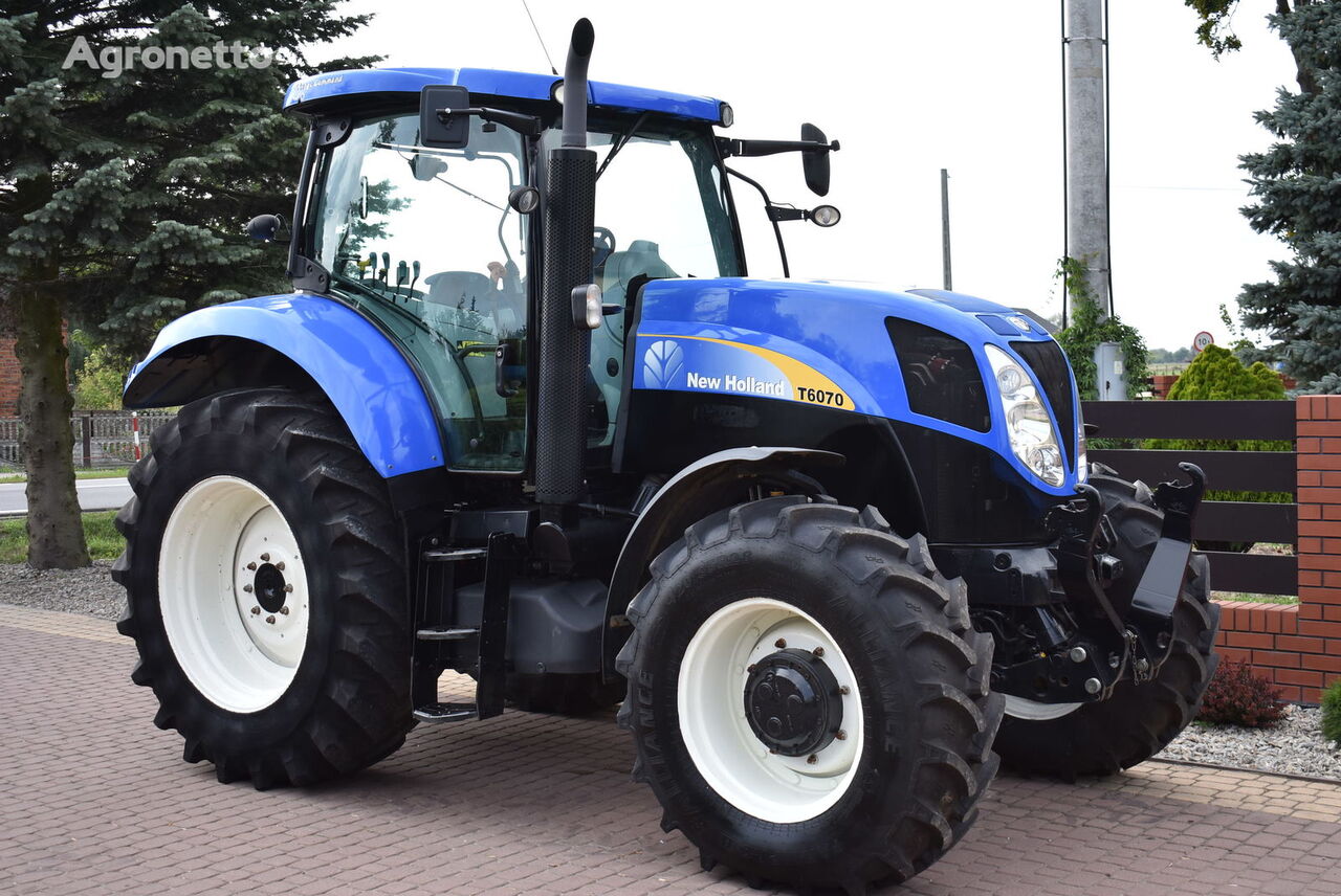New Holland T6070 RANGE COMMAND  tractor de ruedas
